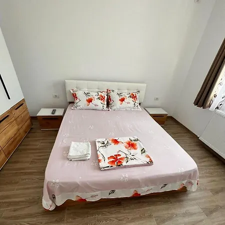 Apartment Cu 2